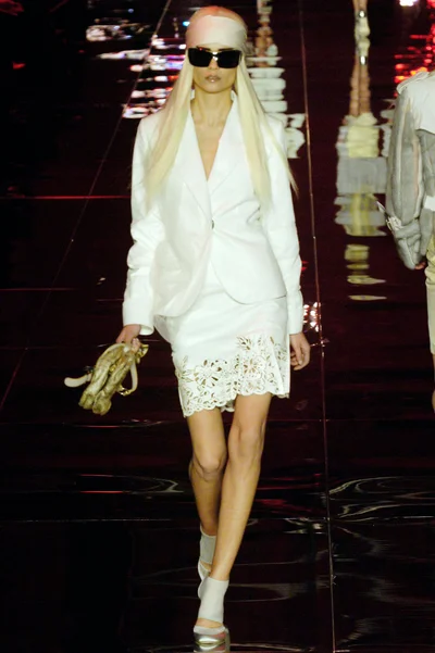 Look 24